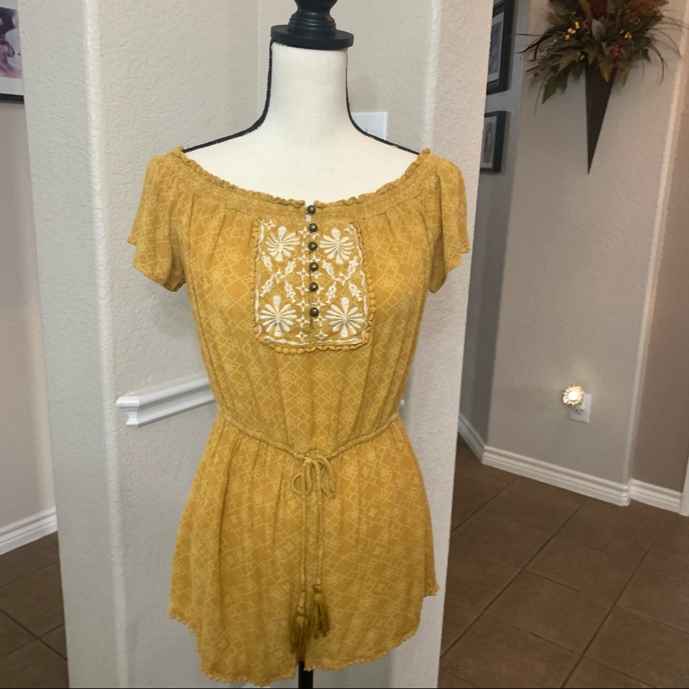 Rewinds gold metal button embroidered shorts romper jumper Size M